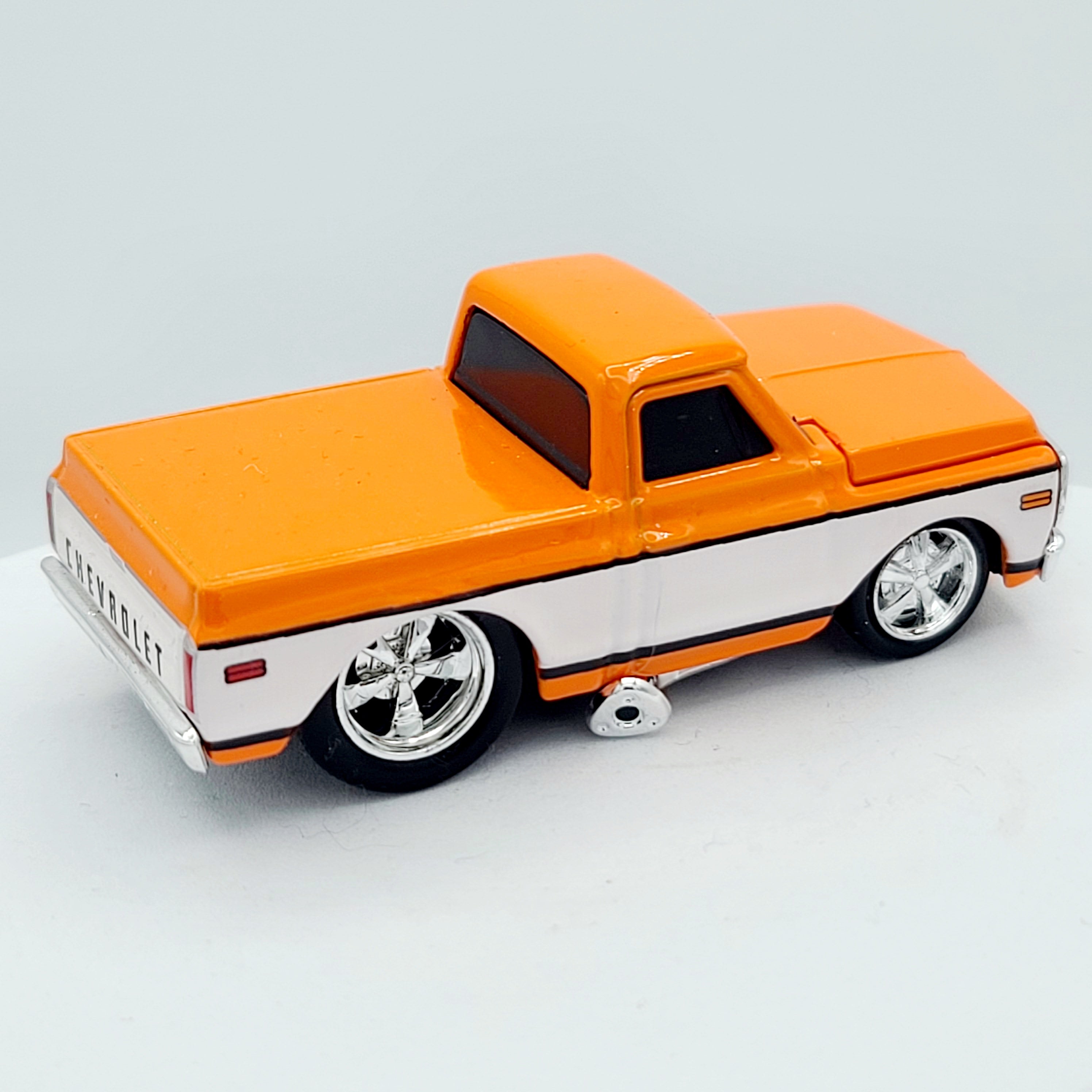 Muscle Machines - '72 Chevrolet C10 Pick-up Truck, Orange (2024 Series 5 - MiJo Exclusives)